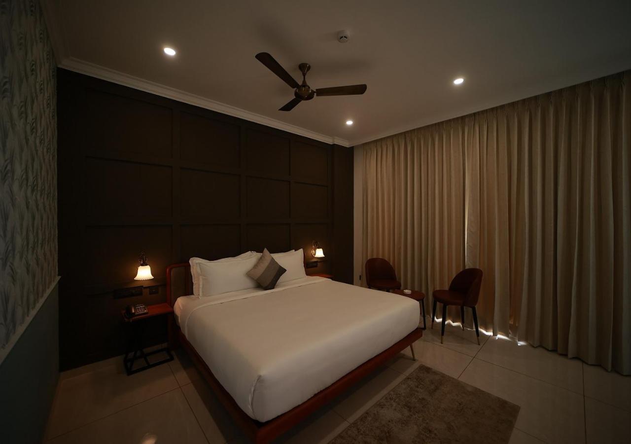 De Fleur Hotel Pondicherry Exterior photo